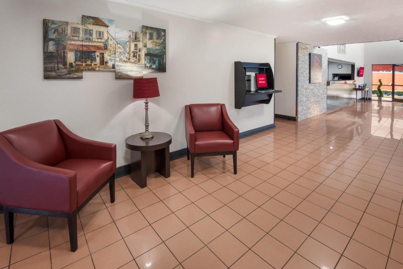 Red Roof Inn & Suites Lexington - Hamburg Buitenkant foto